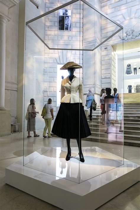 dior couturier du reve exhibition|christian Dior designer.